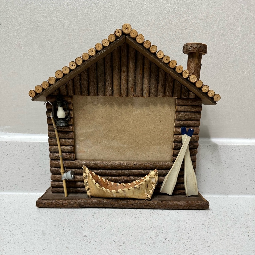Rustic Cabin Picture Frame - Picture 1 of 2